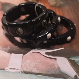 Black and White Beaded Bracelet Set